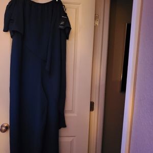 Off shoulders jumpsuit